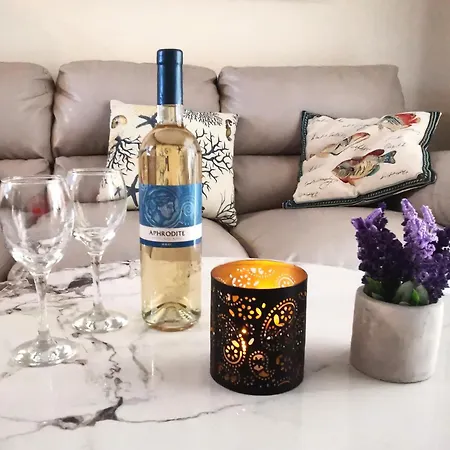 아파트 In Kyklades Complex With Gym&pool 파라림니