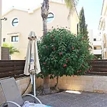 아파트 In Kyklades Complex With Gym&pool 파라림니