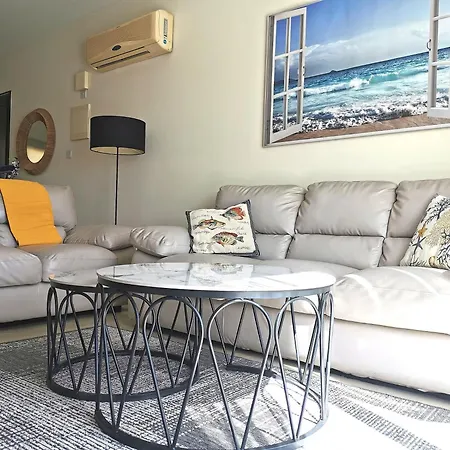 In Kyklades Complex With Gym&pool شقة